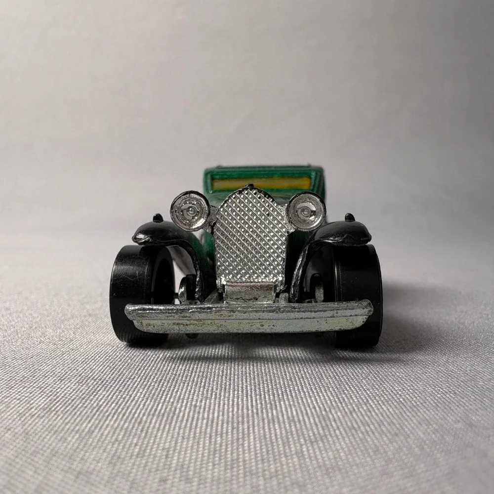 Hot Wheels 1980 Mattel Metallic Green 1930s Coupe Gold Flames Diecast Car